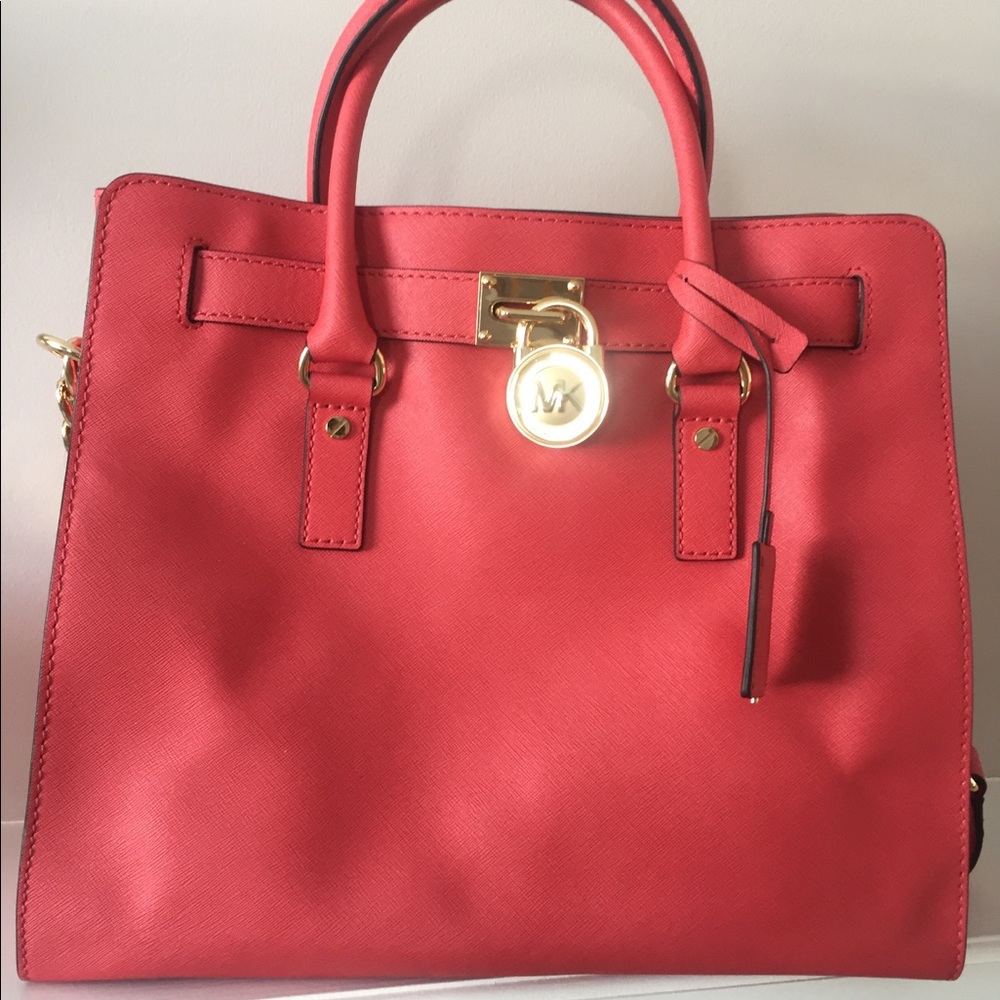 Coral Micheal Kors Bag
